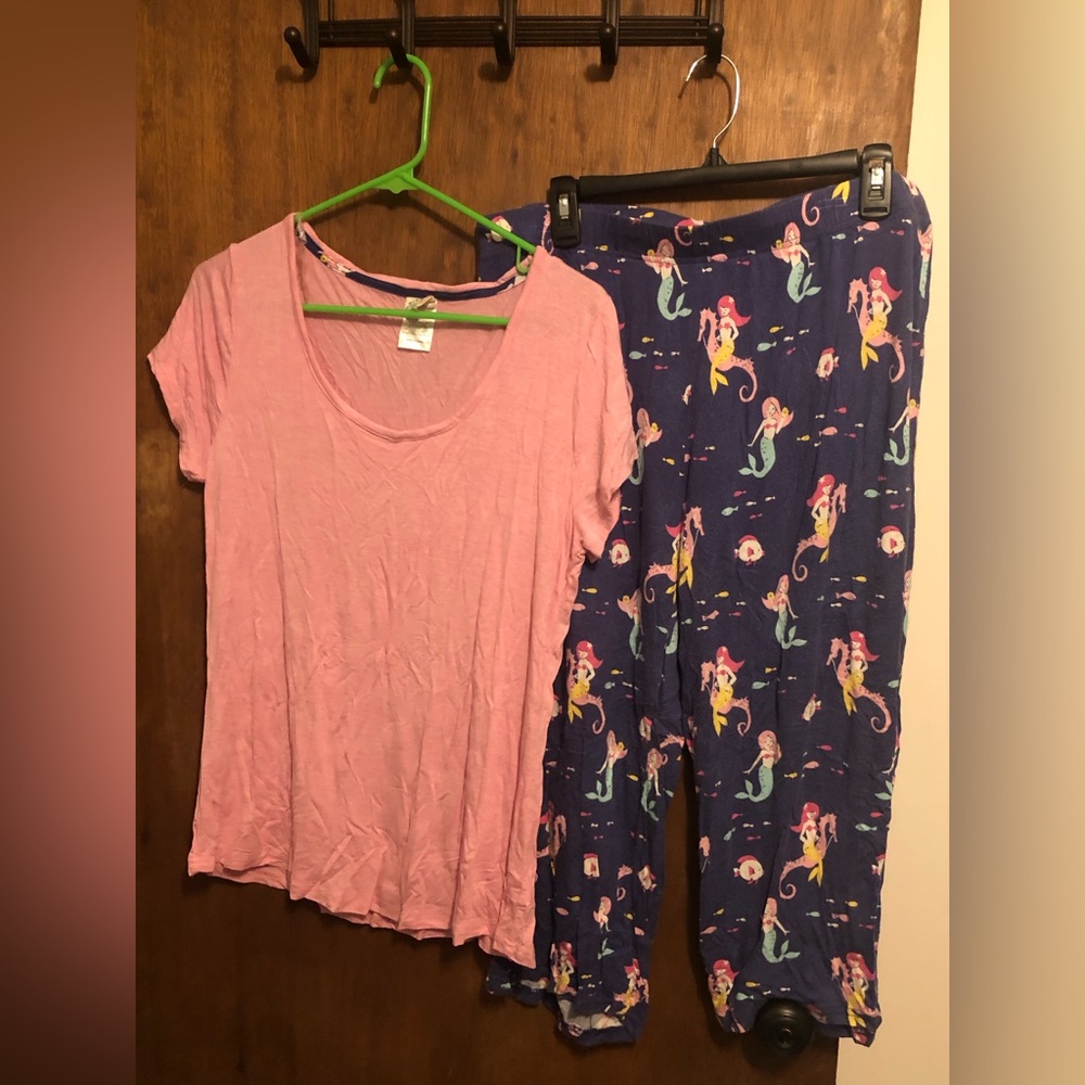 Women’s pajama set nite nite munkie munkie Large from Target Mermaids